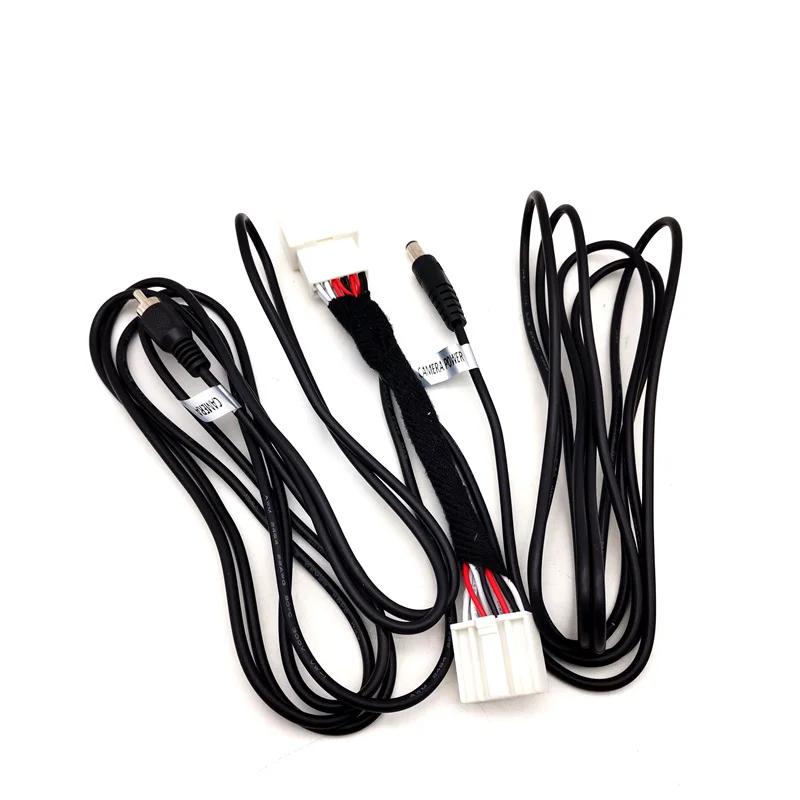 Рисунок 5 - Автомобильный адаптер для камеры