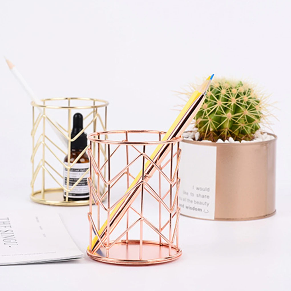 

2019 New Hollow out Makeup Brush Pot Holder Organizer Iron Round Practical Pen Pencil Cup Stationery Container Storage