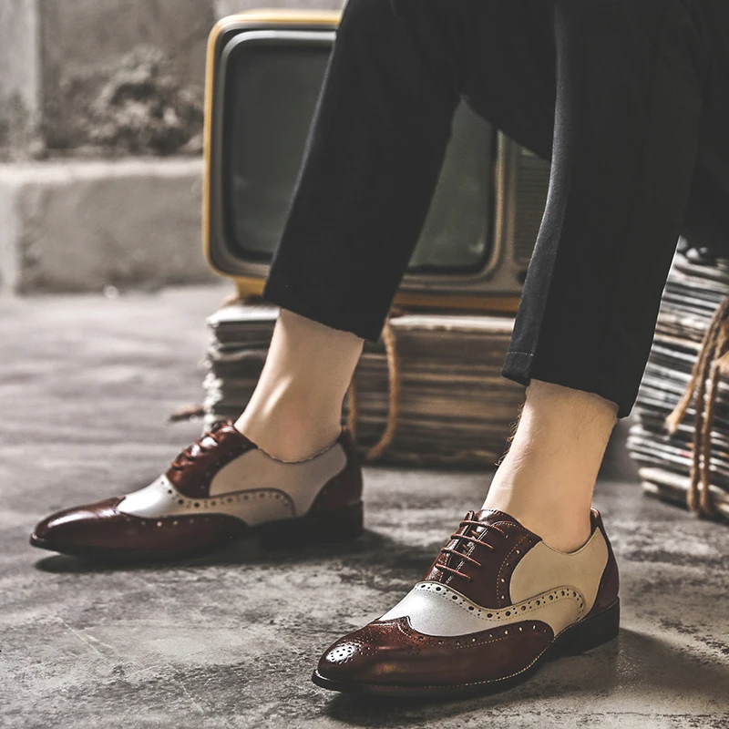 Yomior New Spring Summer Lace-Up Men Shoes Designer High Quality Vintage British Formal Dress Loafers Wedding Brogue Shoes Work