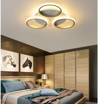 

Modern Personality Luxury Ring-shaped Golden Acrylic LED Ceiling Light, Suitable for Living Room Bedroom Lighting Decoration AC