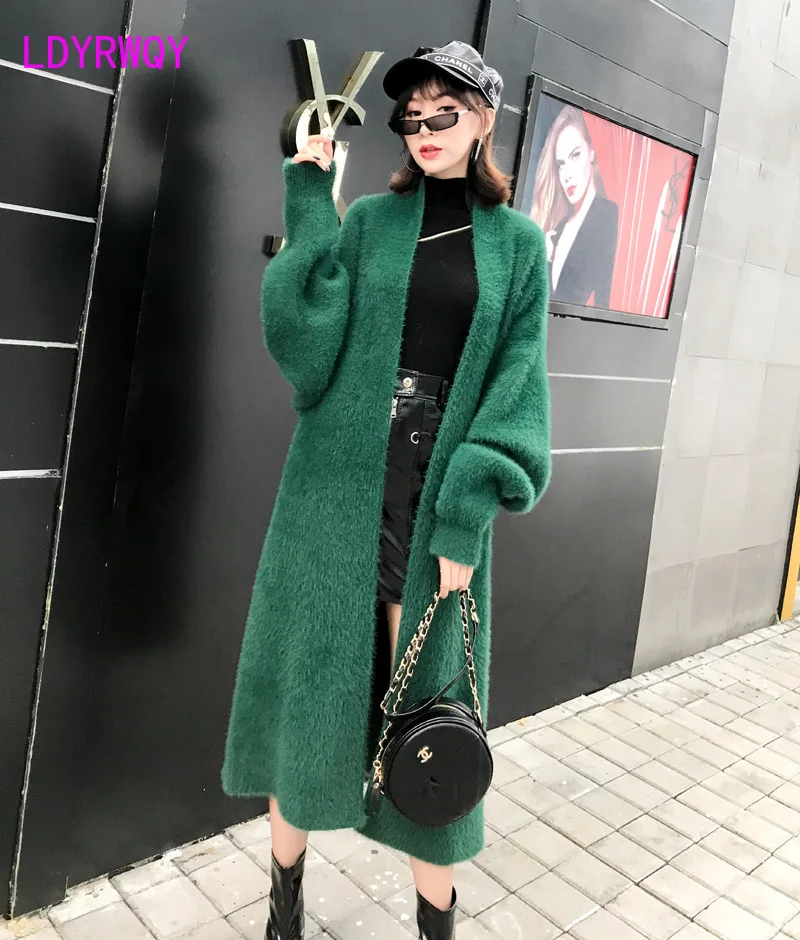 

2019 autumn and winter new thickening large size loose long section imitation water mane sweater knit cardigan female tide Korea