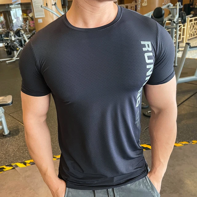 Ice Silk Men's Quick Dry Sports & Fitness T Shirt Men's Fitness