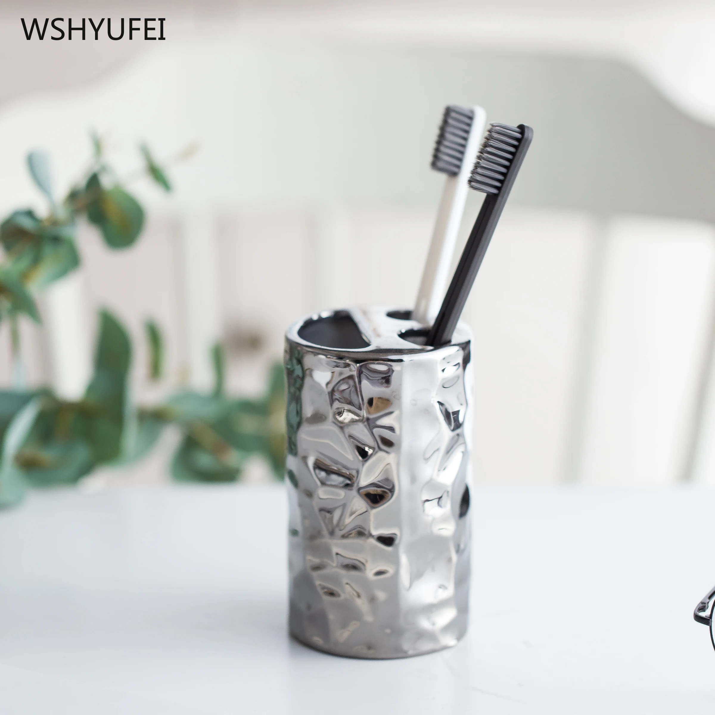 Silver plated ceramic bathroom kit cup toothbrush holder soap dish soap bottle silver vase home hotel bathroom decoration set