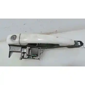 

HANDLE OUTER FRONT LEFT PEUGEOT 207