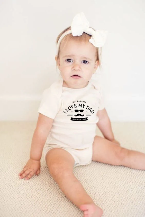 Летний хлопковый комбинезон с надписью «I Love My Dad Best Ever Baby» для маленьких девочек, Милый Забавный комбинезон для новорожденных, подарок на день отца