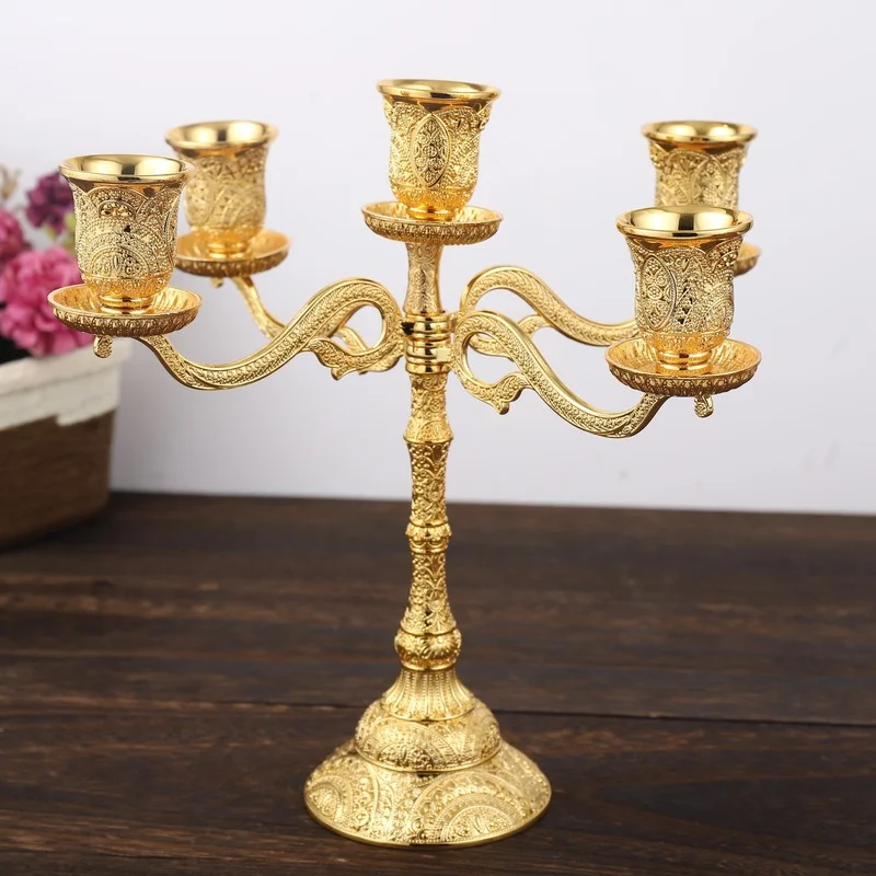 

Creative Large Candle Holder Metal Retro Golden Candle Holders Simple European Style Vintage Decor Bougeoir Home Decor BC50ZT