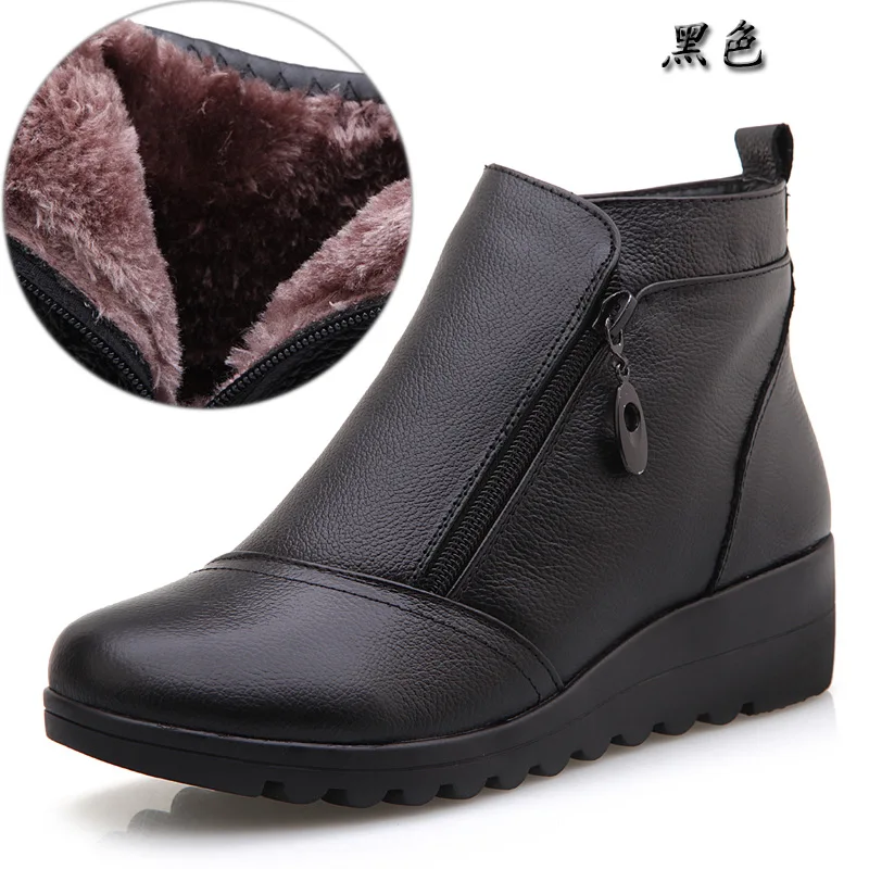 Черный SWONCO 43 Plus Size Wedge Shoes Winter Women Black Boots Ankle Wedge Causal Shoes Female Velvet Fur Warm Snow Boots Women - Цвет: Черный