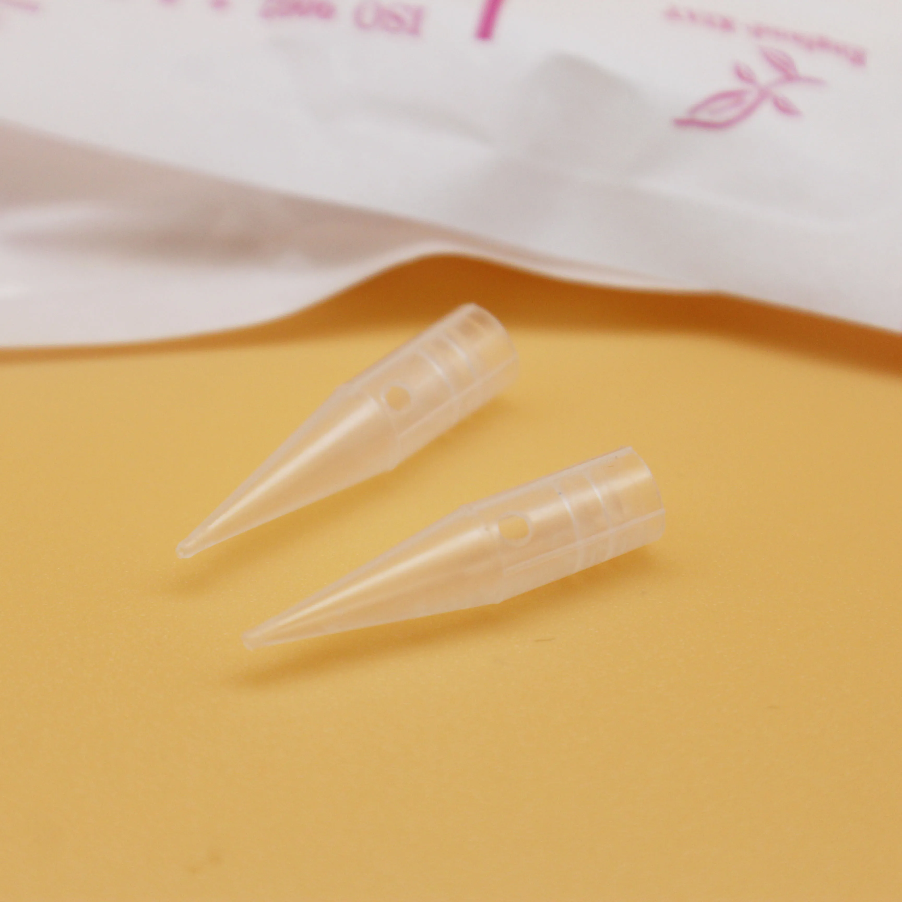 100pcs 1RL Disposable Permanent Eyebrow Makeup Needles Caps Tips for Eyebrow Makeup Machine Tattoo Needles