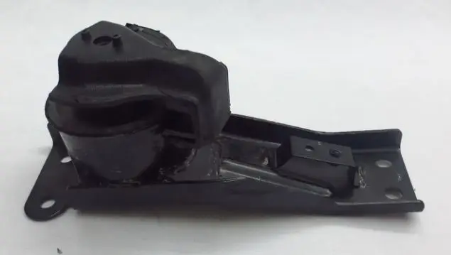 ENGINE MOUNTING FOR FOR MITSUBISHI PAJERO / MONTERO IO 1999-2005 H62W H67W H72W H76W H77W