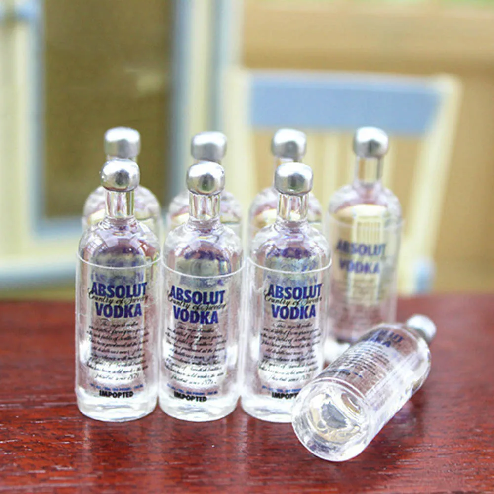 

3pcs 1:12 Scale Mini Resin Vodka Bottle Wine for Miniature Doll House Accessories Blyth Doll Kitchen Figure Decoration