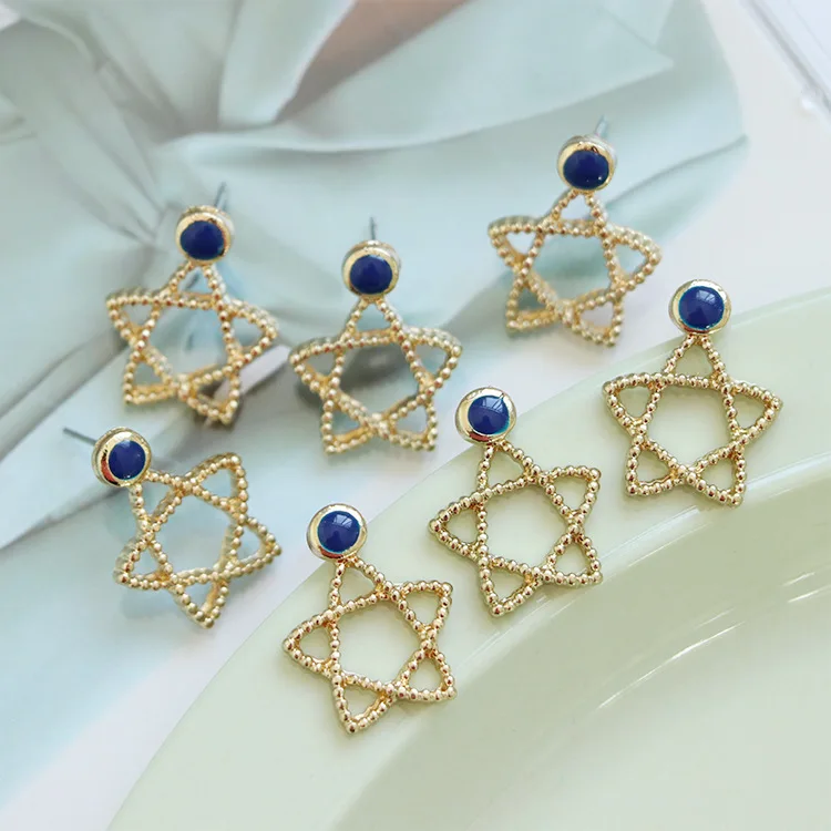 22213767897_2084694853