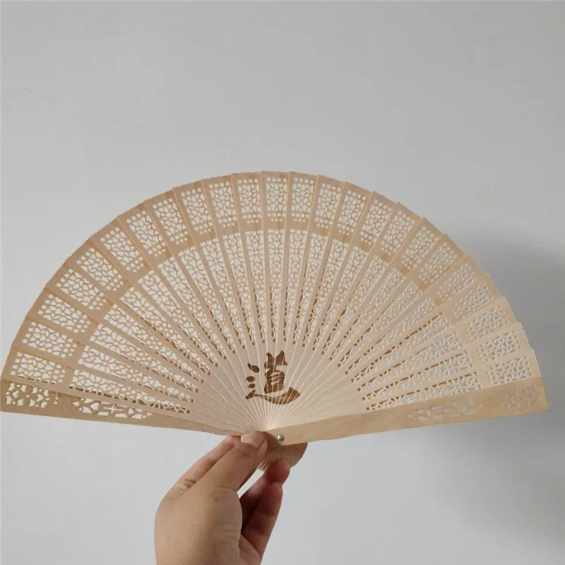 Genuine Product 8 Inches Fragrant Wood Burma Fragrant Eaglewood Fan Sunflower Wooden Craft's Fan Wedding Gift Return Punch Flowe