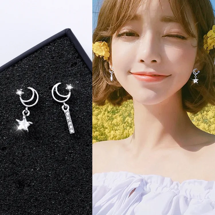 

925 Silver Elegant Mini Students Zircon Earring Women's Cool Small Simple Non-symmetrical Star Moon Earrings