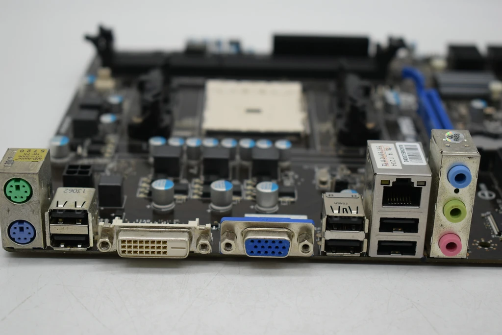 Для MSI FM2-A55M-P33 FM2 A55 материнская плата поддерживает A6 6400 полная интегрированная оригинальная подержанная материнская плата