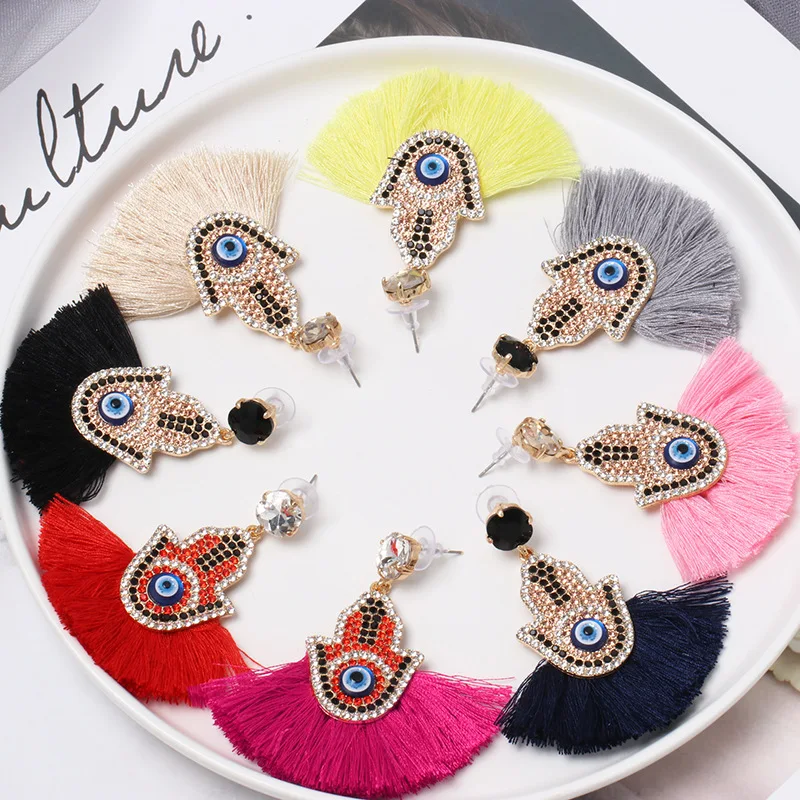 

2019 New Palm-shaped Fan-shaped Tassel Earrings Personality Versatile Temperament Ladies Accessories National Earrings