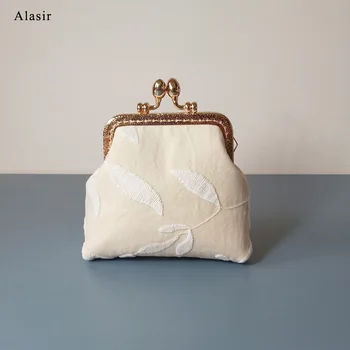 

Alasir Custom Handmade Coin Purse Small Lace Flower Wallet Cotton Fabric Frame Bag Women Handbags White Money Bag