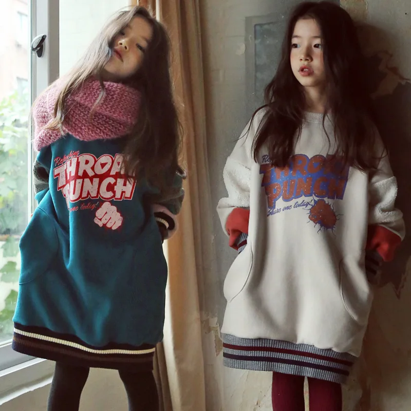 Зимние толстовки с капюшоном для девочек-подростков; платье-свитер Детские плотные толстовки с капюшоном и буквенным принтом для девочек; платья; одежда для детей 3-15 лет; CA545