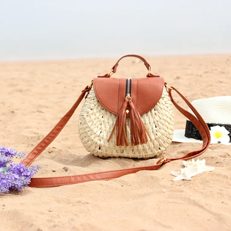 

Retro Handmade Tassel Woven Dumpling Bags Causal Rattan handbags Designer Shoulder Crossbody Bags Bohemian beach bag totes 2020