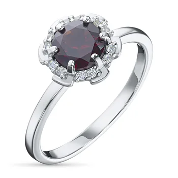 

A ring of silver with garnet and cubic zirconia e0606kts04200187