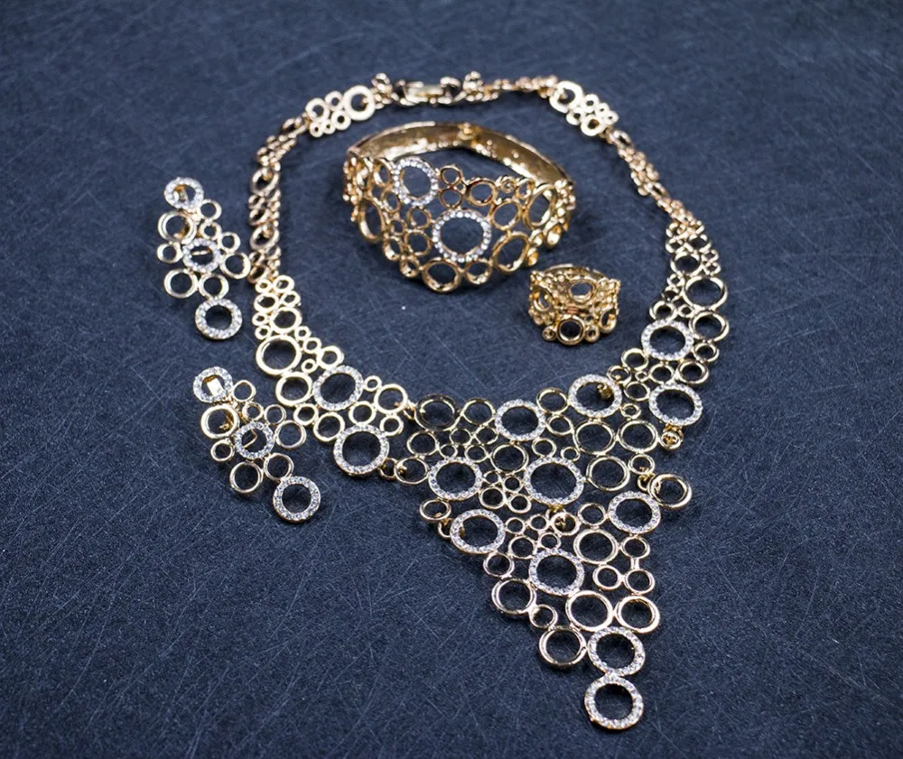 4190053800_745650842