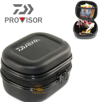 

DAIWA Fishing Waterproof Fishing Tackle Box Outdoor Fishing Spinning Wheel Fishing Wheel Storage Box Multifunctional Box