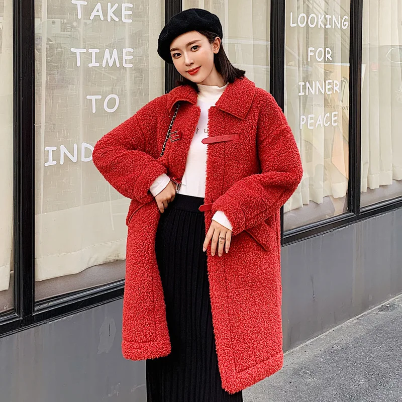 Зимнее пальто из овчины, новое женское длинное Свободное пальто из овечьей шерсти, утолщенное меховое плюшевое пальто, красная женская меховая куртка, искусственная Роскошная
