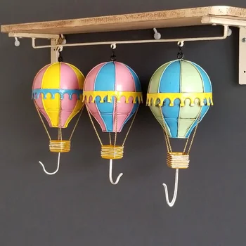 

Creative Metal Wrought Balloon Wall Wood Shelf Home Crafts Room Decoration Office Iron Hot Air Balloon Cable Car Wall Figurines