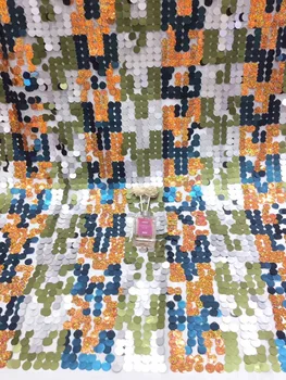 

Nigerian Tulle Lace Fabric With Sequins Embroidered Design African French Net Lace Fabric For Wedding Dress 5 Yards T33171