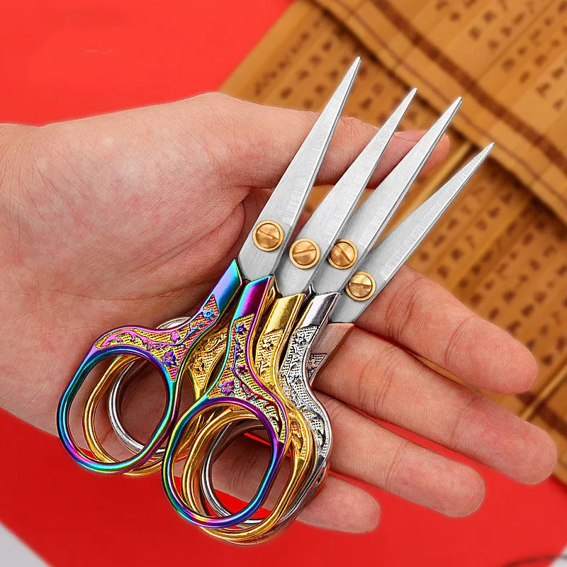 Description Picture 4 of itemSharp Golden Small Scissors Pointed Craft Embroidery Scissors Sewing Thread Cutter Sewing Shears Tailor Zig Zag Fabric Scissors