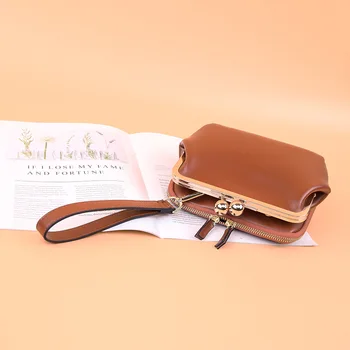 

Bag Women's 2020 New Style Fashion Women's Cross-body Shoulder Bag Retro Synthetic leather Women's Clutch Bag