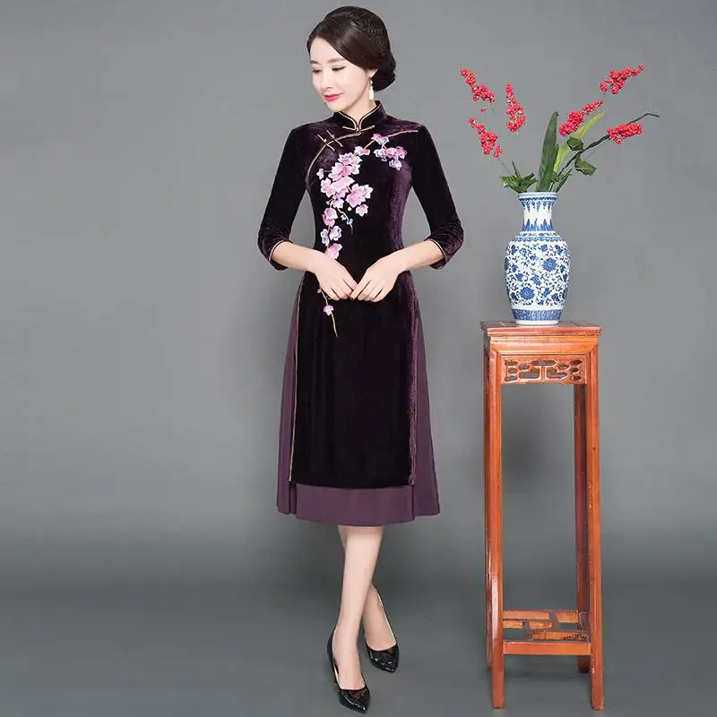 Синий бархат Cheongsam элегантные женские вечерние платье для выпускного вечера сексуальный китайский стиль воротник стойка Qipao зима цветок тонкий Vestidos - Цвет: Purple 1