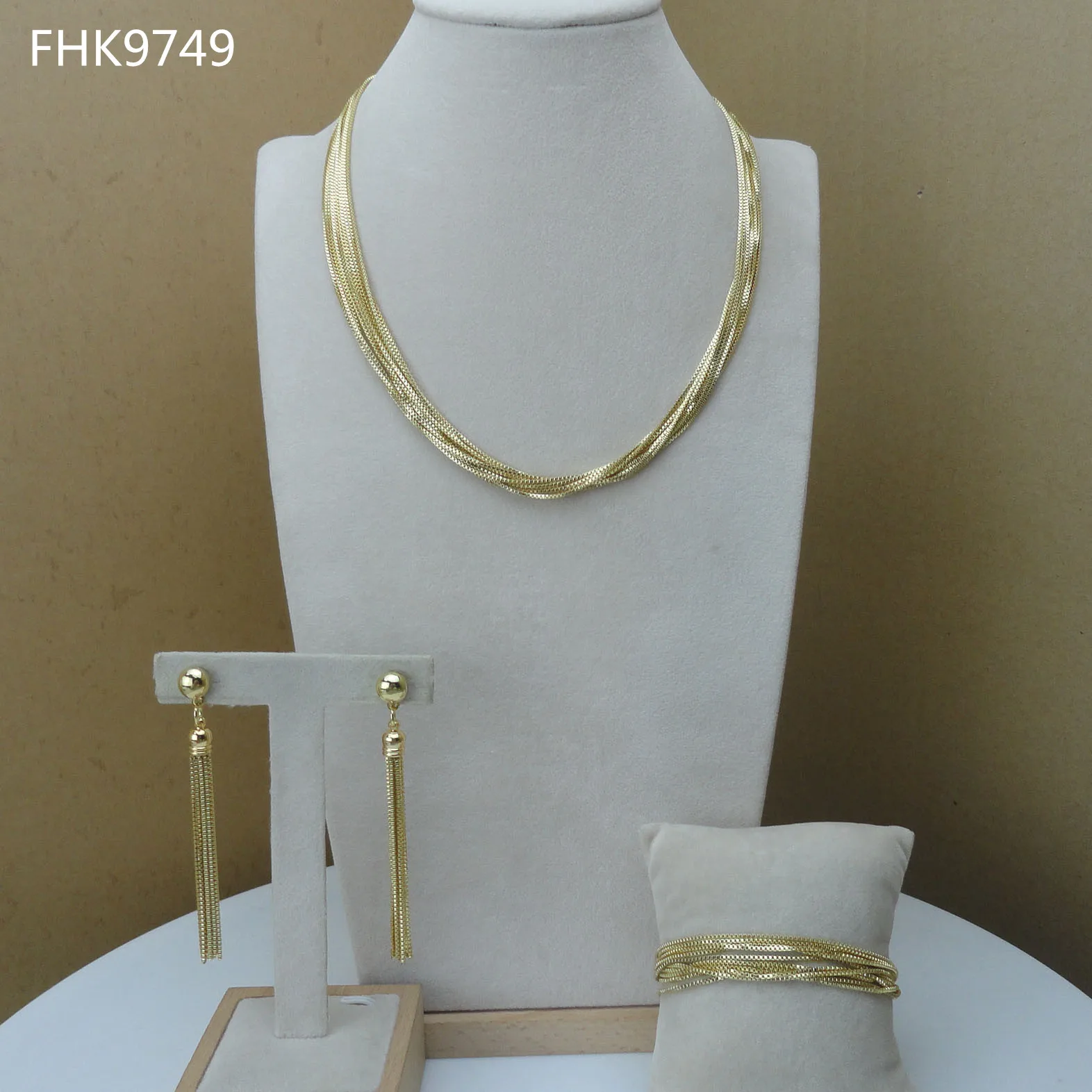 

Yuminglai Dubai Fine Jewelry Simple Design Ladies Jewellery Sets FHK9749