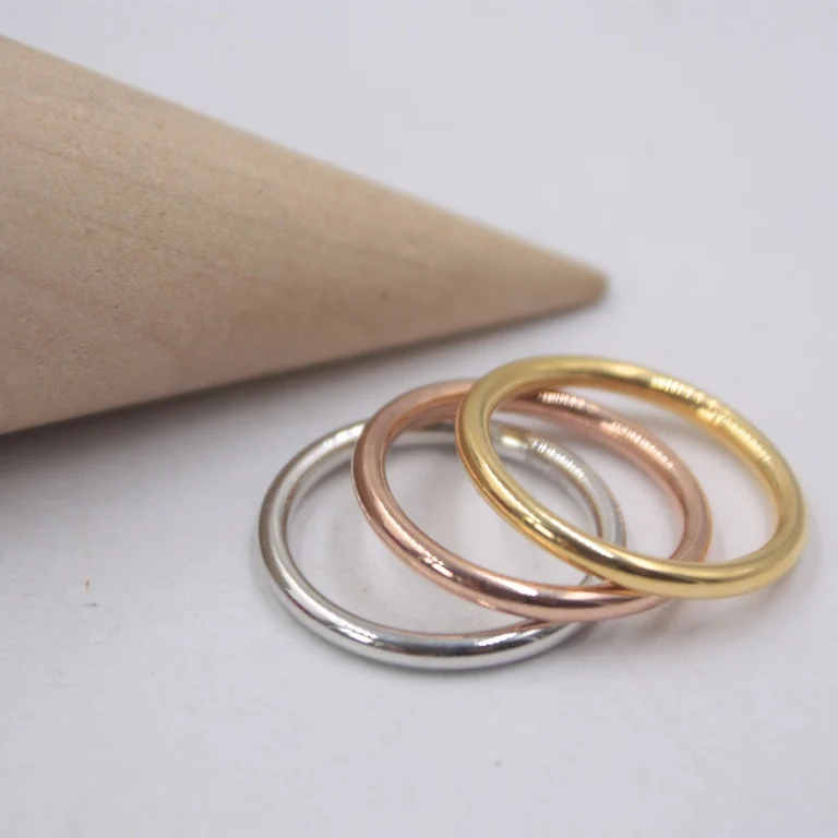 Real 18k Rose Gold Ring Unisex Luck Smooth Stick Band Ring 1-1.5g Real 18k Rose Gold Ring Unisex Luck Smooth Stick Band Ring 1-1.5g