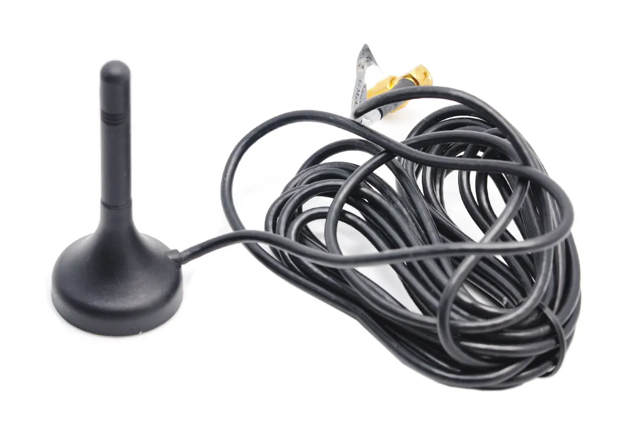 Бывшая в употреблении антенна LTE 4G 3G GSM / GPRS CDMA WCDMA TD-SCDMA ATU SMA круглая ротовая длиной 3
