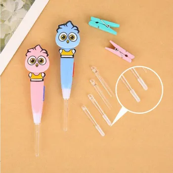 

Toddler Tool Care Cute Baby Ear Syring Cleaning Cartoon Led Flash Light Ear Spoon Pick Replaceable Luminous Ear Spoon