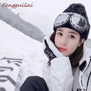 

New Brand Winter Knitted Beanies Hats Women Thick Warm Beanie Skullies Hat Female Knit Beanie Caps Outdoor Riding Sets Pilot Kni