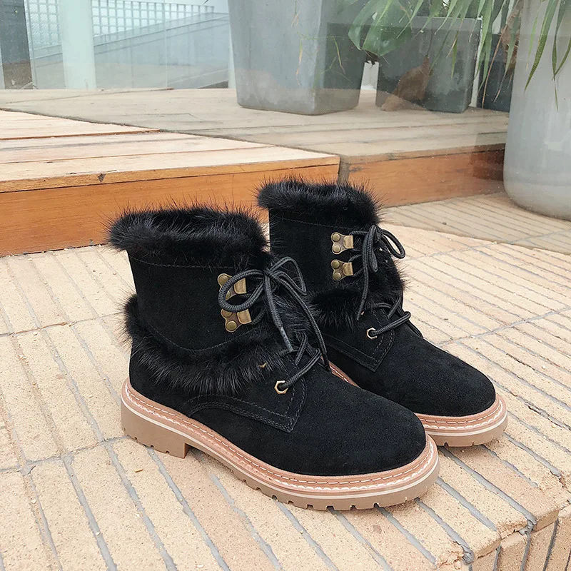

2019 Winter New Suede Ankle Boots Women's Wild Women's Shoes Matte Leather Martin Boots Flat European and American Wind Boots