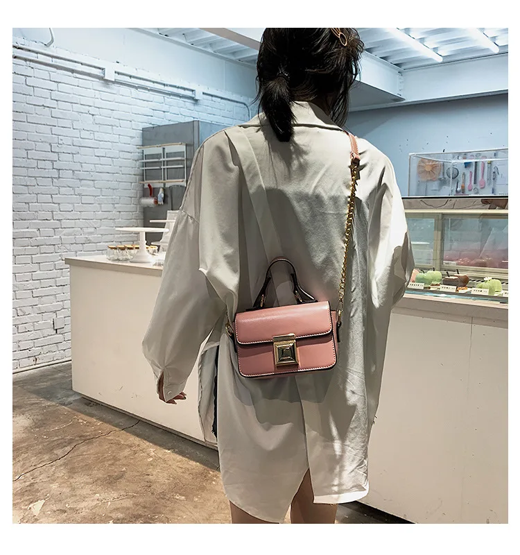 

2019 new Chaohan version of commuting port style leisure 100 simple single shoulder slant chain bag