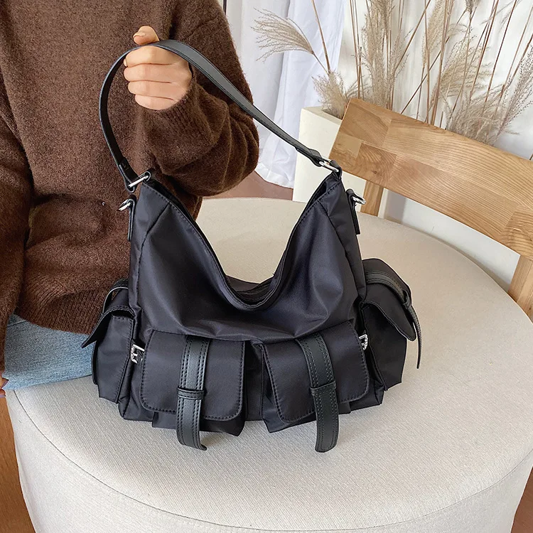 

Large-Volume Casual Shoulder Big Bag Multi-pockets Practical Hand Shoulder Bucket Bag