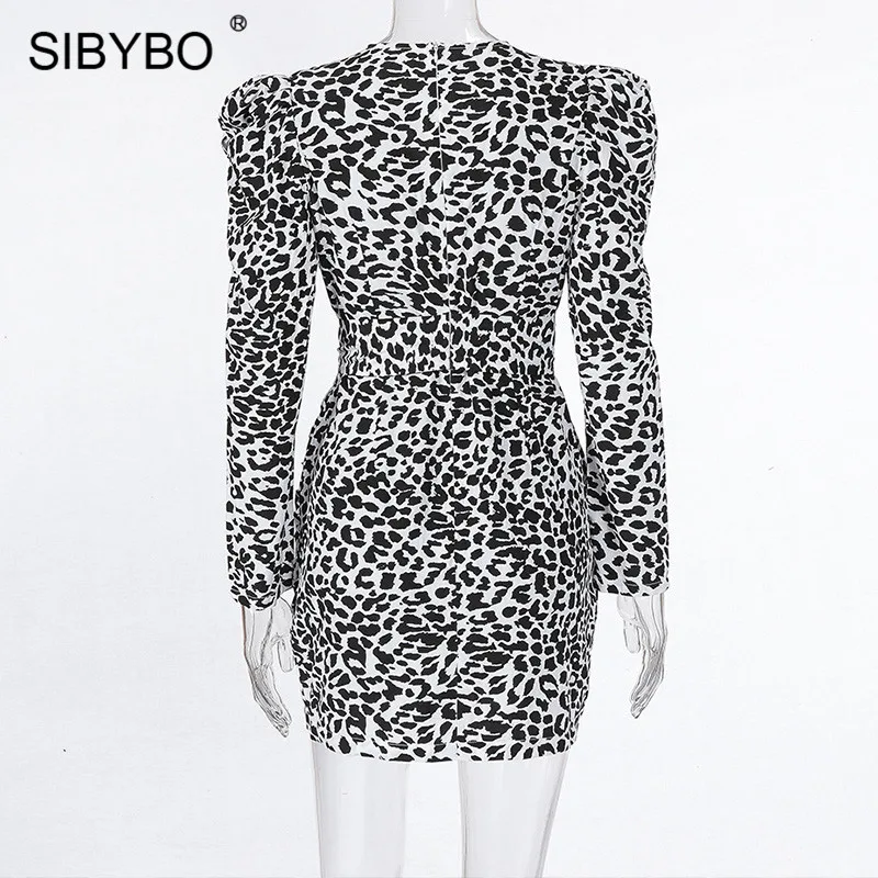 SIBYBO с леопардовым принтом сексуальное нижнее белье с глубоким v-образным вырезом осеннее платье Для женщин моды с мини-юбкой и длинным рукавом Вечерние Платье на шнурке, сексуальное облегающее платье
