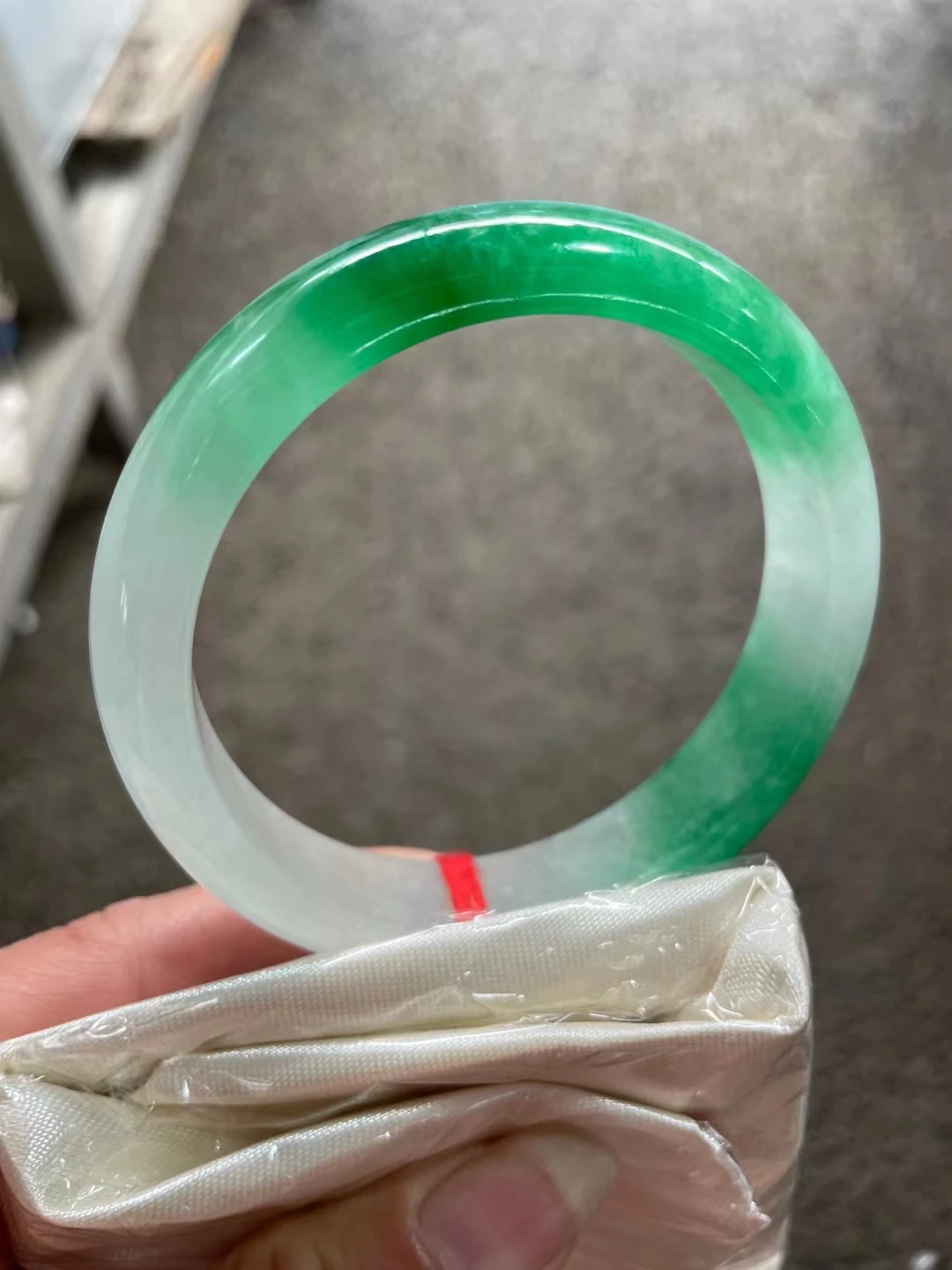 

A-level Emerald Original Ecological Copywriting Natural Jade Bracelet Exquisite Perfect Temperament Jewelry Accessories Bangle