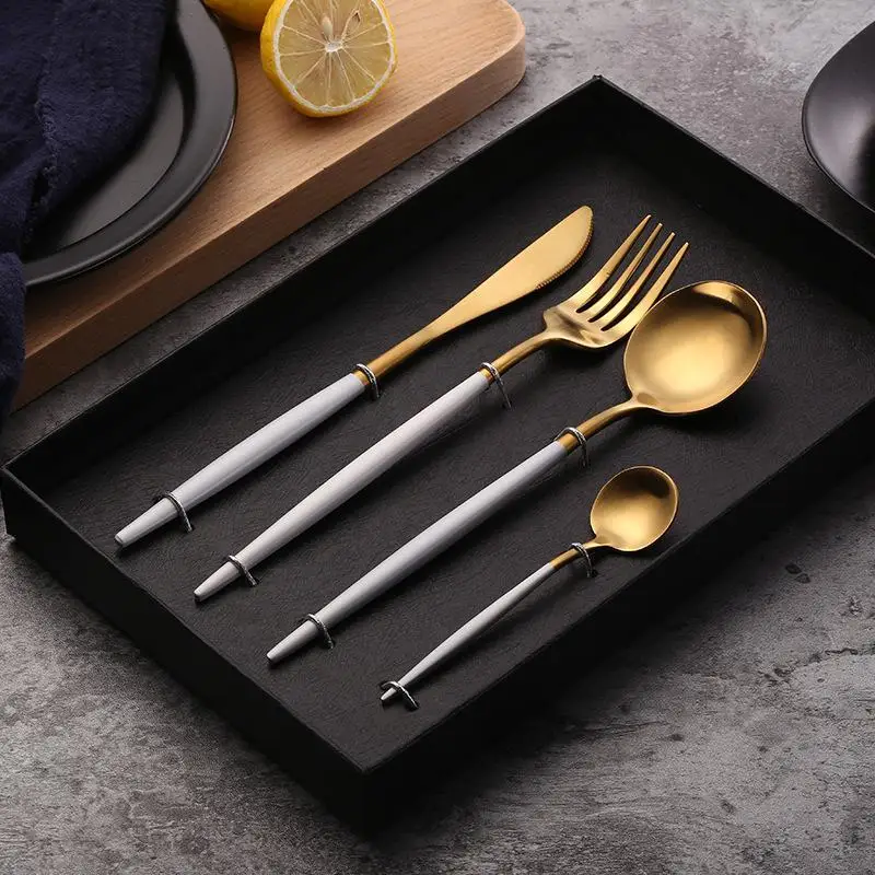 304 Stainless Steel Portugal Tableware Western Food Knife And Fork Gift Set - Цвет: Белый