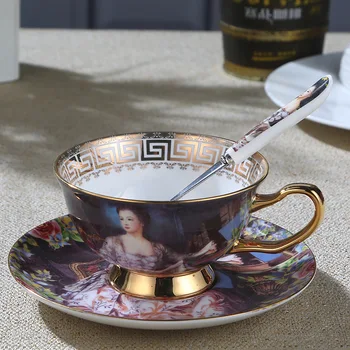 

European Royal Antique Bone China Coffee Cup and Saucer Set British Afternoon Tea with Spoon Cups Mugs Bone China Tea Sets