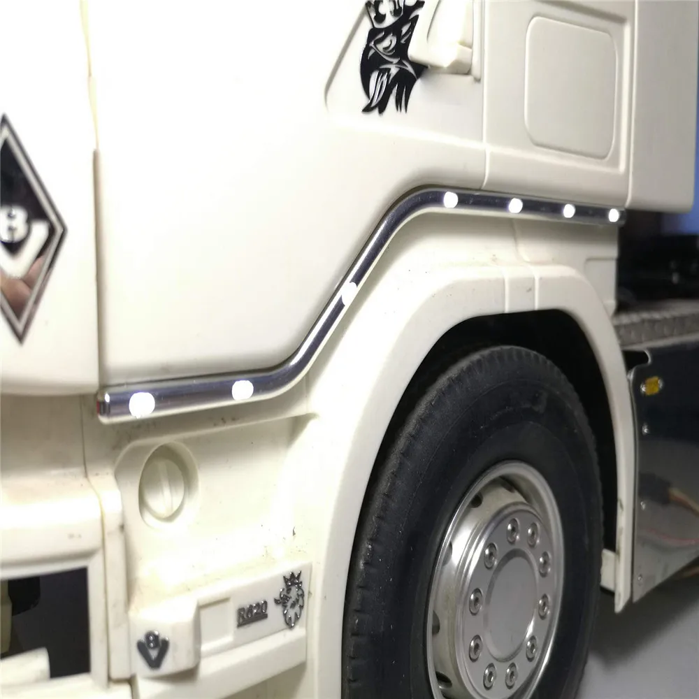 

LED Door Lights Side Light Bar for 1/14 Tamiya Scania 56323 R620 R730 R470 RC Truck Tractor Parts Accessories Decorative