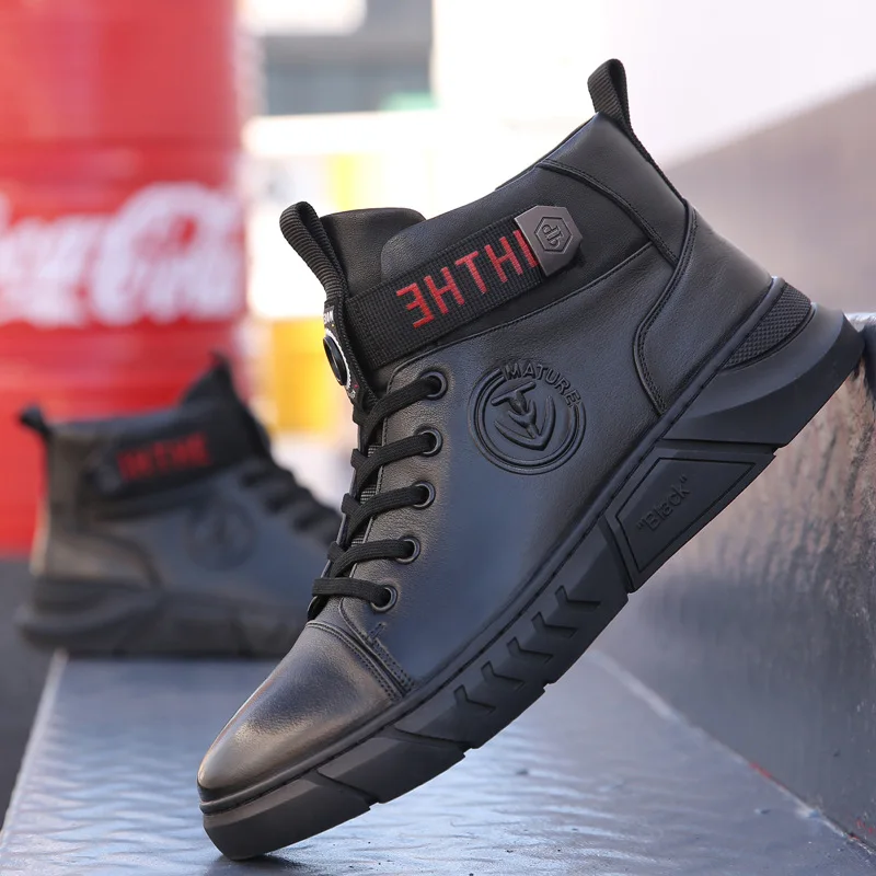 

men's leather autumn and winter 2019 new mid top short boots fashion British youth tooling Boots Leather Men's fashion boots