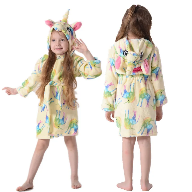 Kigurumi/детский банный халат с единорогом; фланелевые ночные рубашки для мальчиков; детские халаты с героями мультфильмов; флисовые банные халаты с капюшоном для девочек; сезон осень-зима - Цвет: Colored unicorn