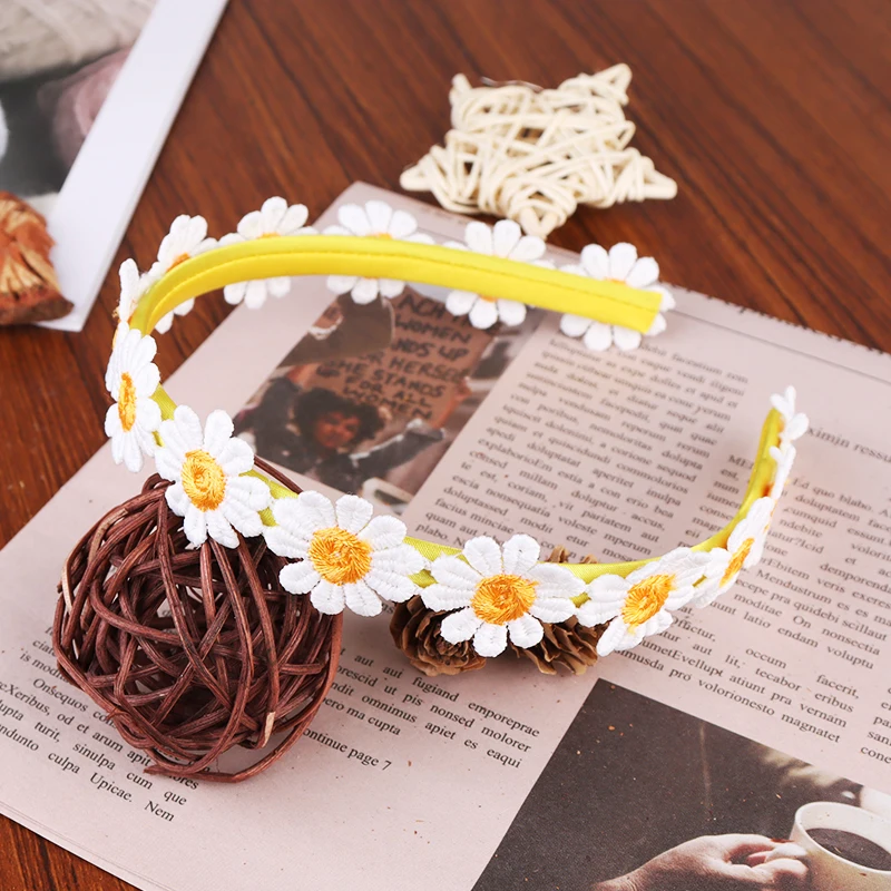 Boho Chic Candy Daisy Girls Hair Bands Women Solid Embroidery Flower Headbands Kids Chrysanthemum Headwear Hair Accessories star hair clips Hair Accessories