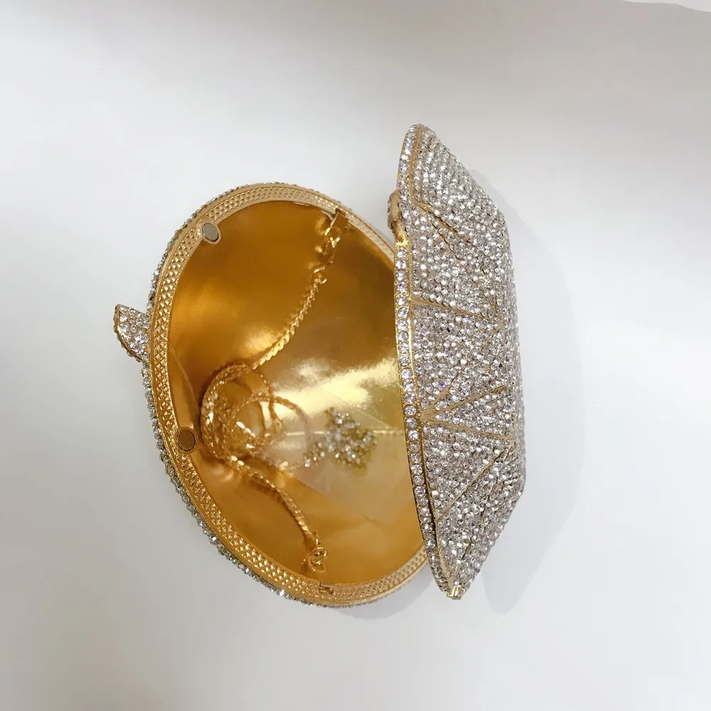 11182962075_1272646518