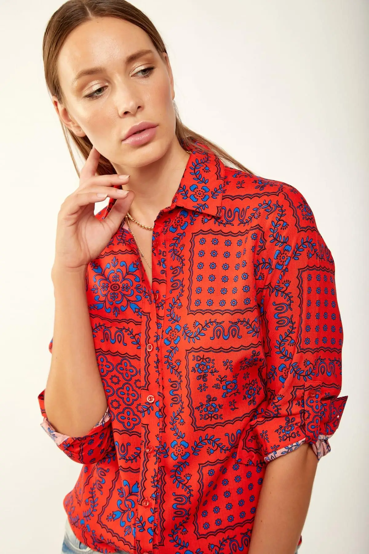 

Happiness ist. Women's Red Ethnic Print Viscose Shirt DD00125