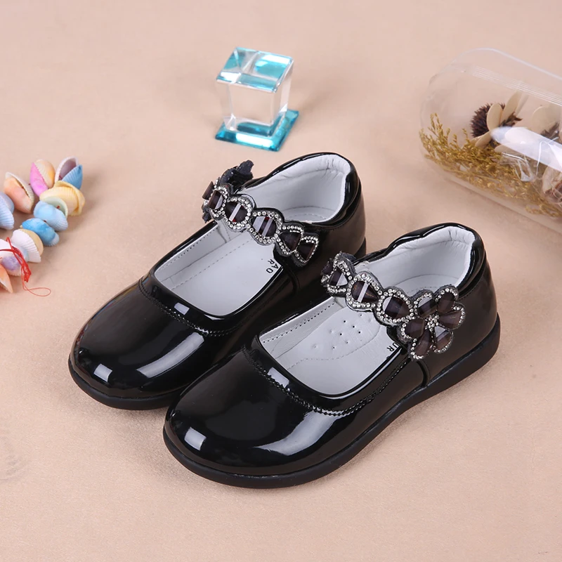 Girls Leather Shoes Princess Rhinestone Flower Pu Leather Flat Sneakers Spring Solid Color Kids Girls Student Shoes STQ002